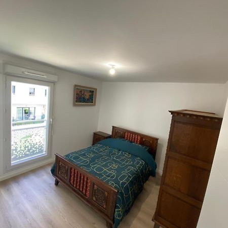 Joli Appartement F2 Bobigny Metro Proche Paris Экстерьер фото